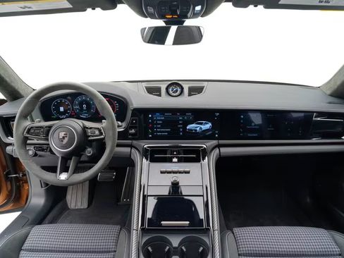 Used 2025 Porsche Panamera Turbo image 19