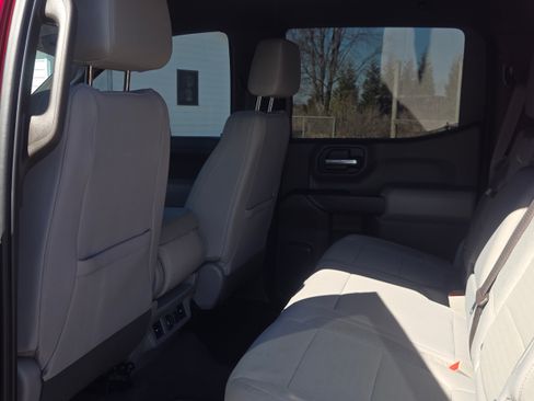 Used 2020 Chevrolet Silverado 1500 LT w/ All-Star Edition image 14