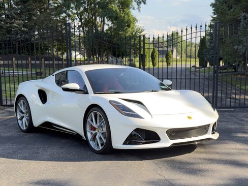 Used 2024 Lotus Emira First Edition RWD image 1