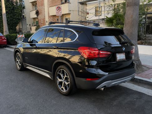 Used 2018 BMW X1 sDrive28i FWD image 11
