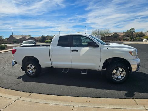 Used 2011 Toyota Tundra 4x4 Double Cab w/ TRD Off-Road Pkg image 13