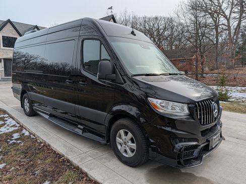 Used 2022 Mercedes-Benz Sprinter 2500 image 30