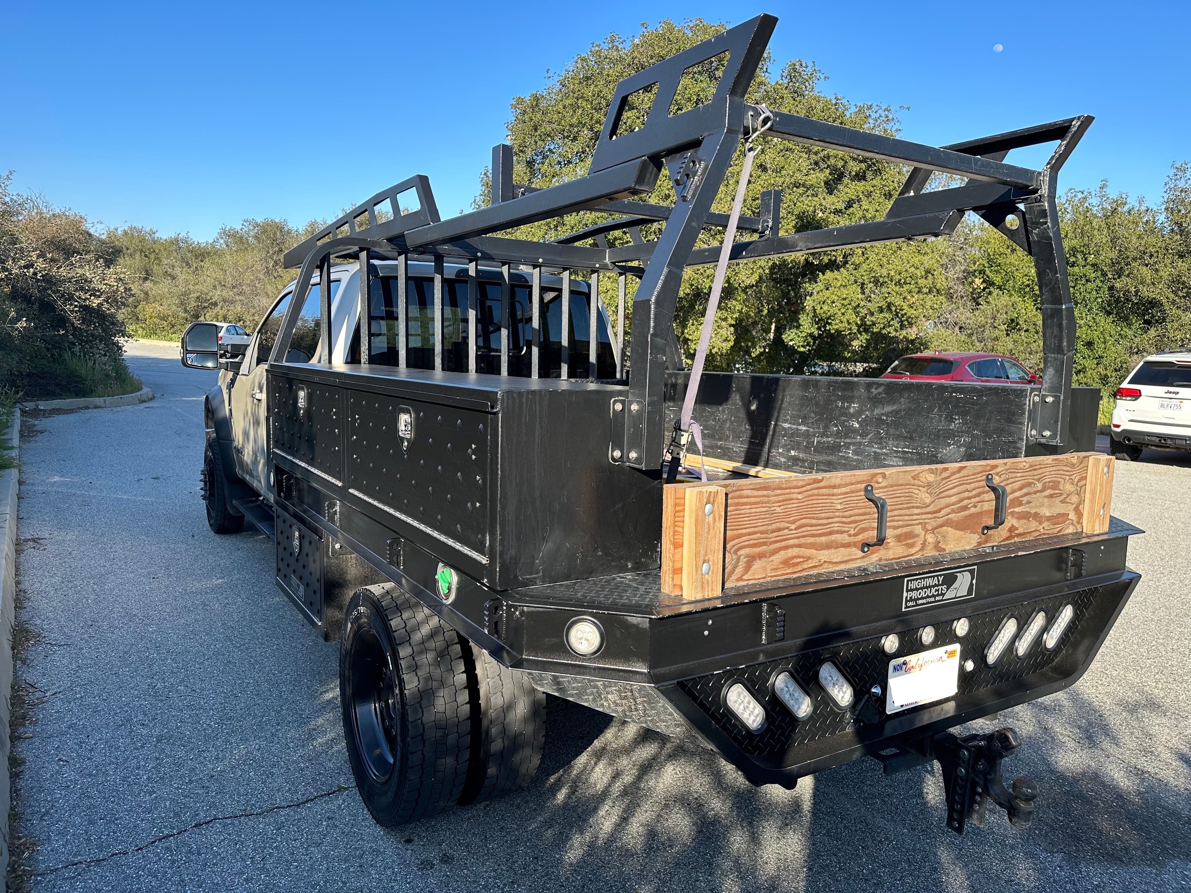 Used 2017 Ford F550 4x4 Crew Cab Super Duty image 6