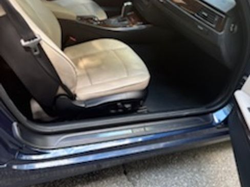 Used 2013 BMW 328i Convertible RWD image 10