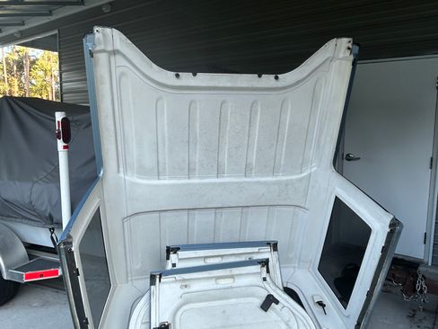 Used 2012 Jeep Wrangler Unlimited Sahara AWD/4WD image 29