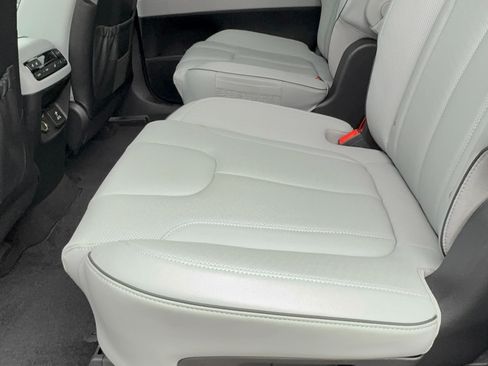 Used 2024 Hyundai Palisade SEL w/ Premium Package image 25