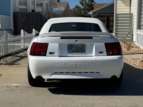 Used 1999 Ford Mustang GT RWD image 10