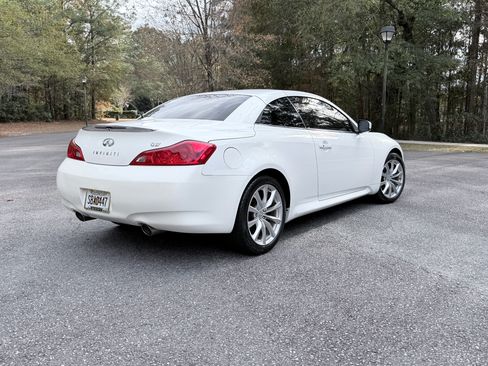 Used 2012 INFINITI G37 Convertible image 8