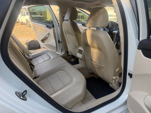 Used 2012 Volkswagen Passat 2.5 SE image 26