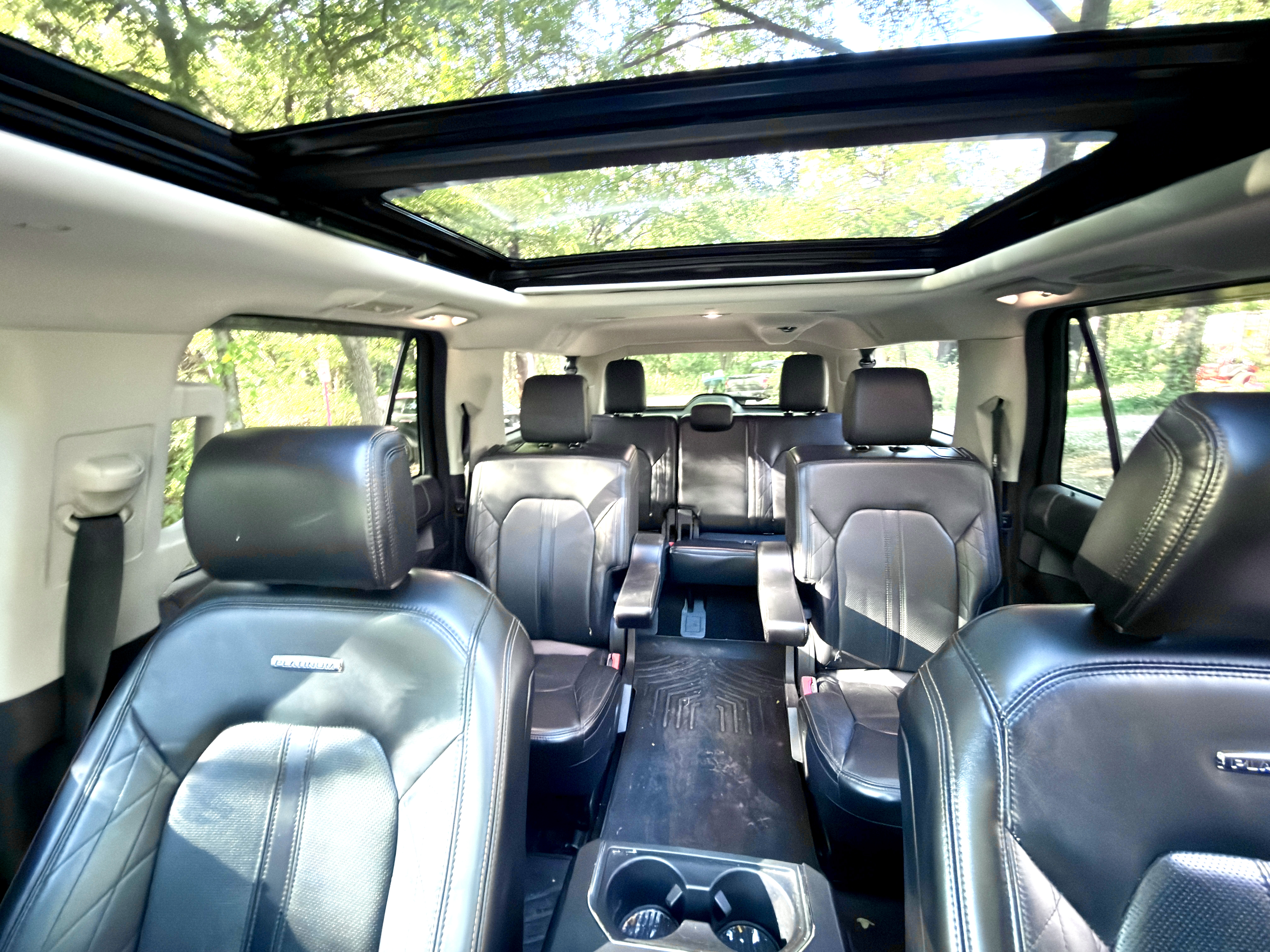Used 2019 Ford Expedition Max Platinum AWD/4WD image 12