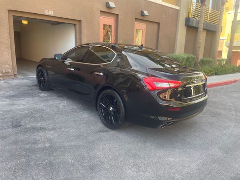 Used 2019 Maserati Ghibli S RWD image 6