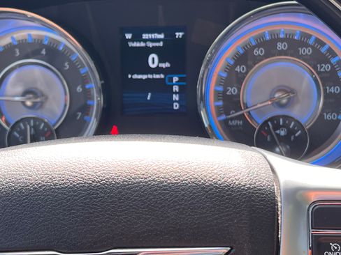 Used 2012 Chrysler 300 C w/ Beats Audio Group RWD image 11