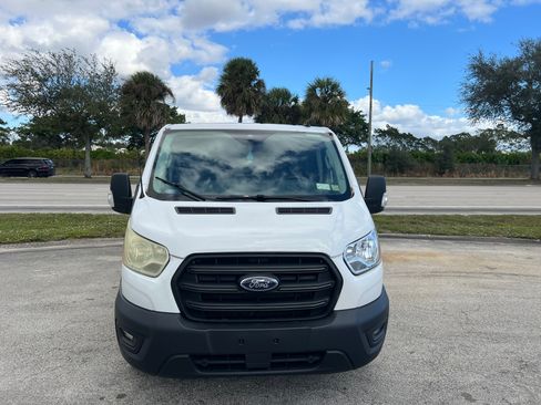 Used 2022 Ford Transit 350 XLT image 2