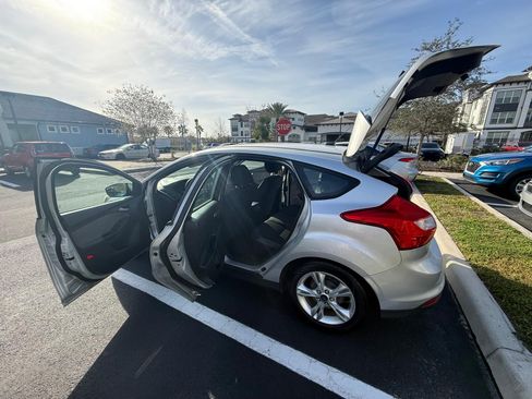Used 2014 Ford Focus SE image 12