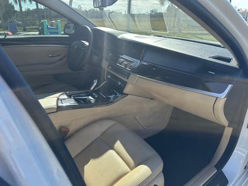 Used 2014 BMW 528i Sedan image 18