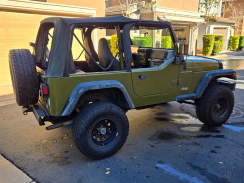 Used 1997 Jeep Wrangler SE image 13