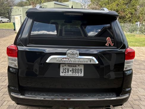 Used 2010 Toyota 4Runner Limited image 8