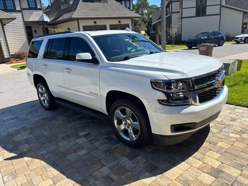 Used 2019 Chevrolet Tahoe LT image 5