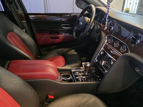 Used 2012 Bentley Mulsanne RWD image 10