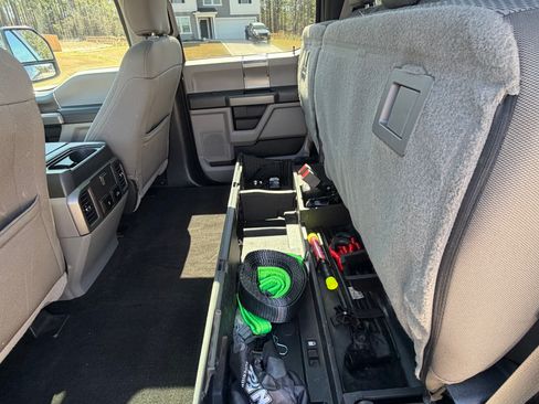 Used 2018 Ford F250 XLT w/ XLT Premium Package image 11