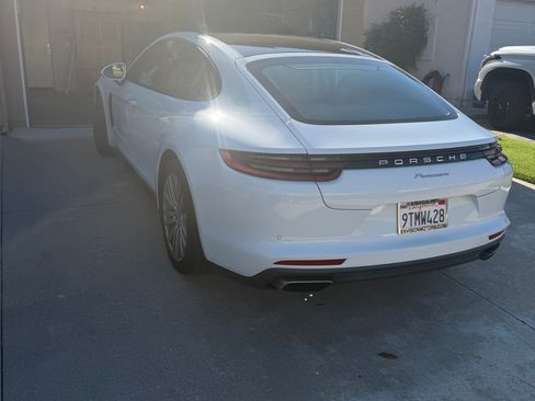 Used 2018 Porsche Panamera 4 AWD/4WD image 2