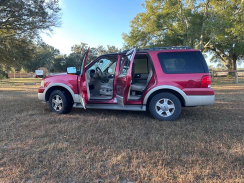 Used 2005 Ford Expedition Eddie Bauer RWD image 4