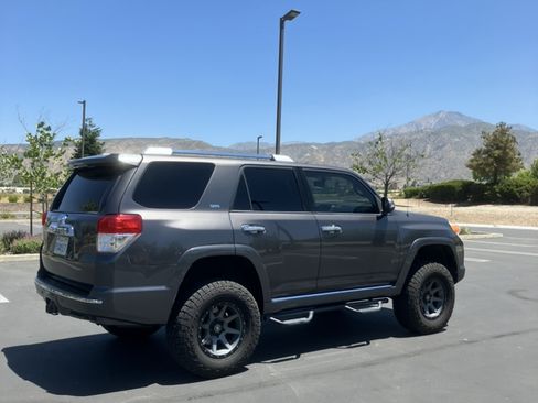 Used 2011 Toyota 4Runner SR5 RWD image 20