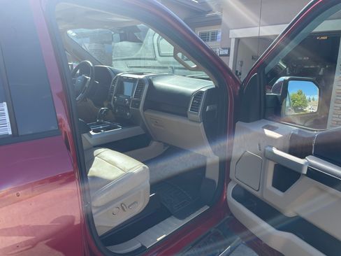 Used 2016 Ford F150 Lariat w/ Equipment Group 502A Luxury RWD image 8