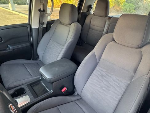 Used 2022 Nissan Frontier S w/ Technology Package RWD image 13