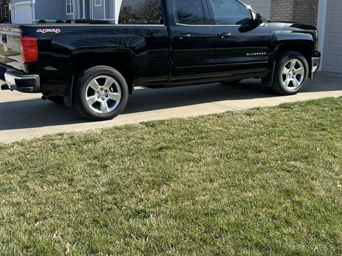 Used 2015 Chevrolet Silverado 1500 LT w/ LT Convenience Package image 5