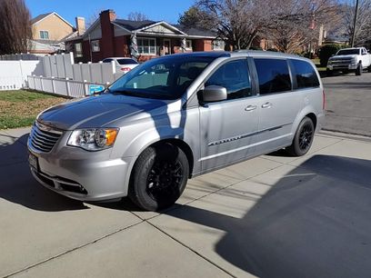 Used 2014 Chrysler Town & Country Touring