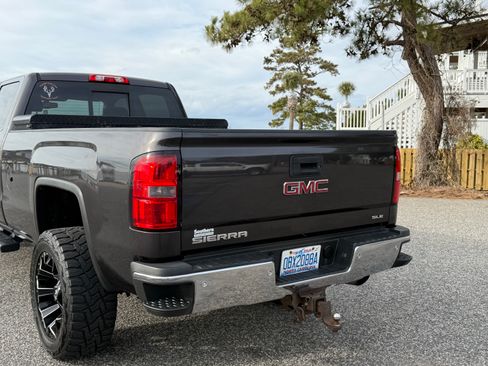 Used 2015 GMC Sierra 2500 SLE w/ SLE Preferred Package image 6