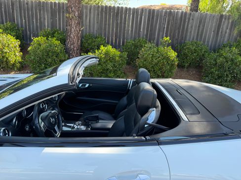 Used 2016 Mercedes-Benz SL 400 image 9