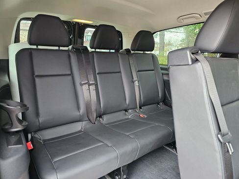 Used 2019 Mercedes-Benz Metris Passenger image 15