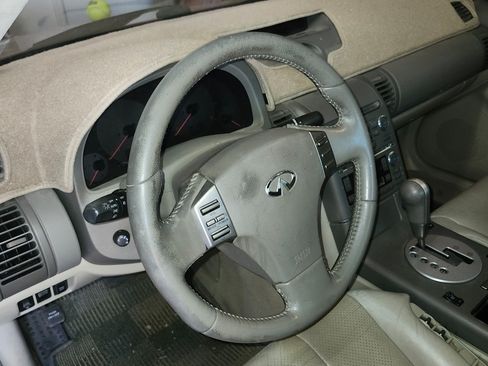 Used 2004 INFINITI G35 x Sedan AWD/4WD image 17