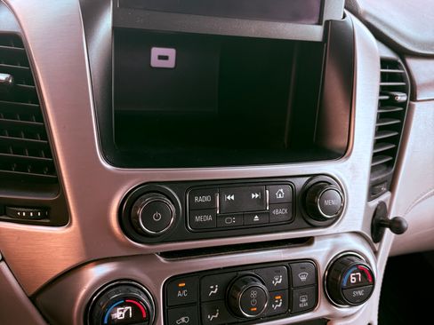 Used 2019 GMC Yukon Denali w/ Denali Ultimate Package image 19