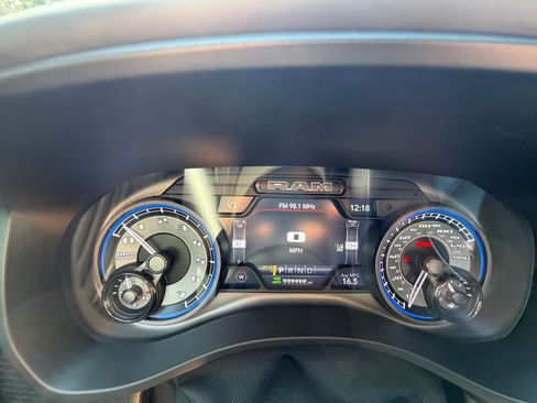 Used 2022 RAM 1500 Limited AWD/4WD image 21
