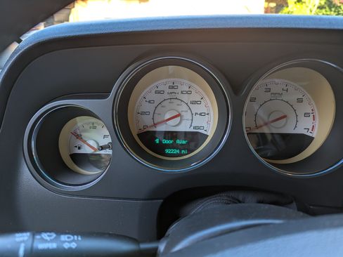 Used 2014 Dodge Challenger R/T Plus image 27