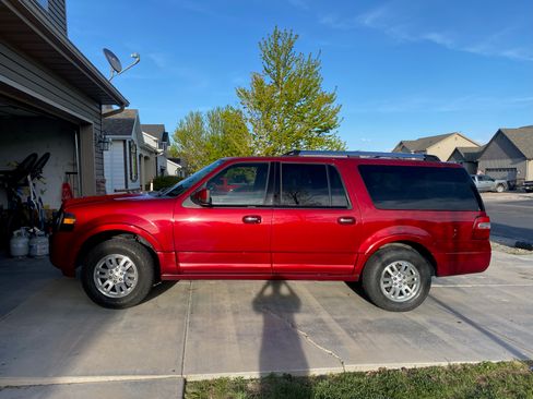 Used 2014 Ford Expedition EL Limited w/ Equipment Group 301A AWD/4WD image 1