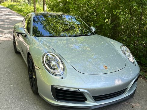 Used 2017 Porsche 911 Carrera S RWD image 1
