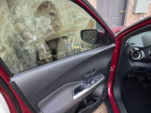 Used 2019 Nissan Kicks SV w/ Exterior Electronics Package image 15