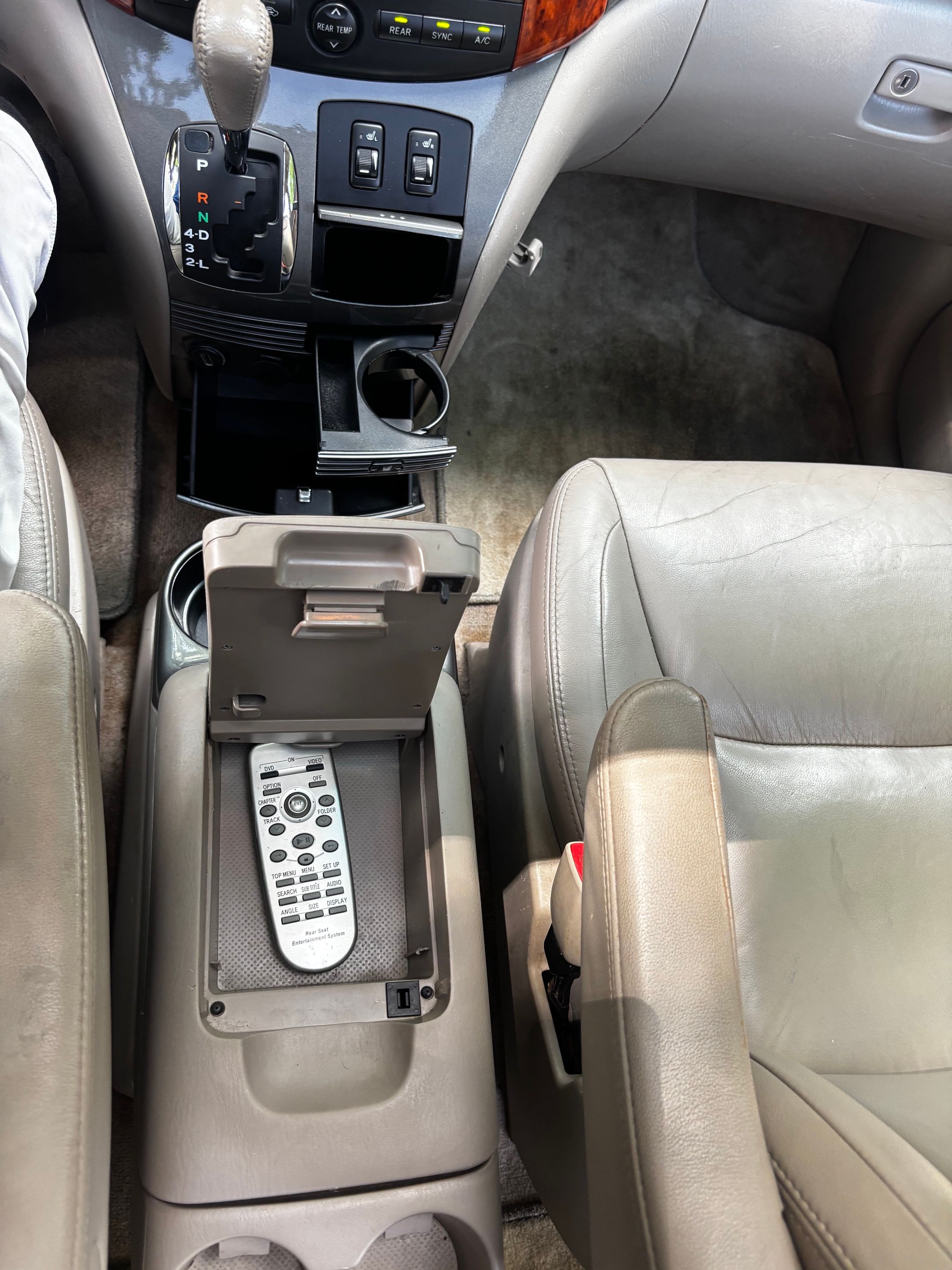 Used 2009 Toyota Sienna XLE w/ Towing Prep Pkg FWD image 24