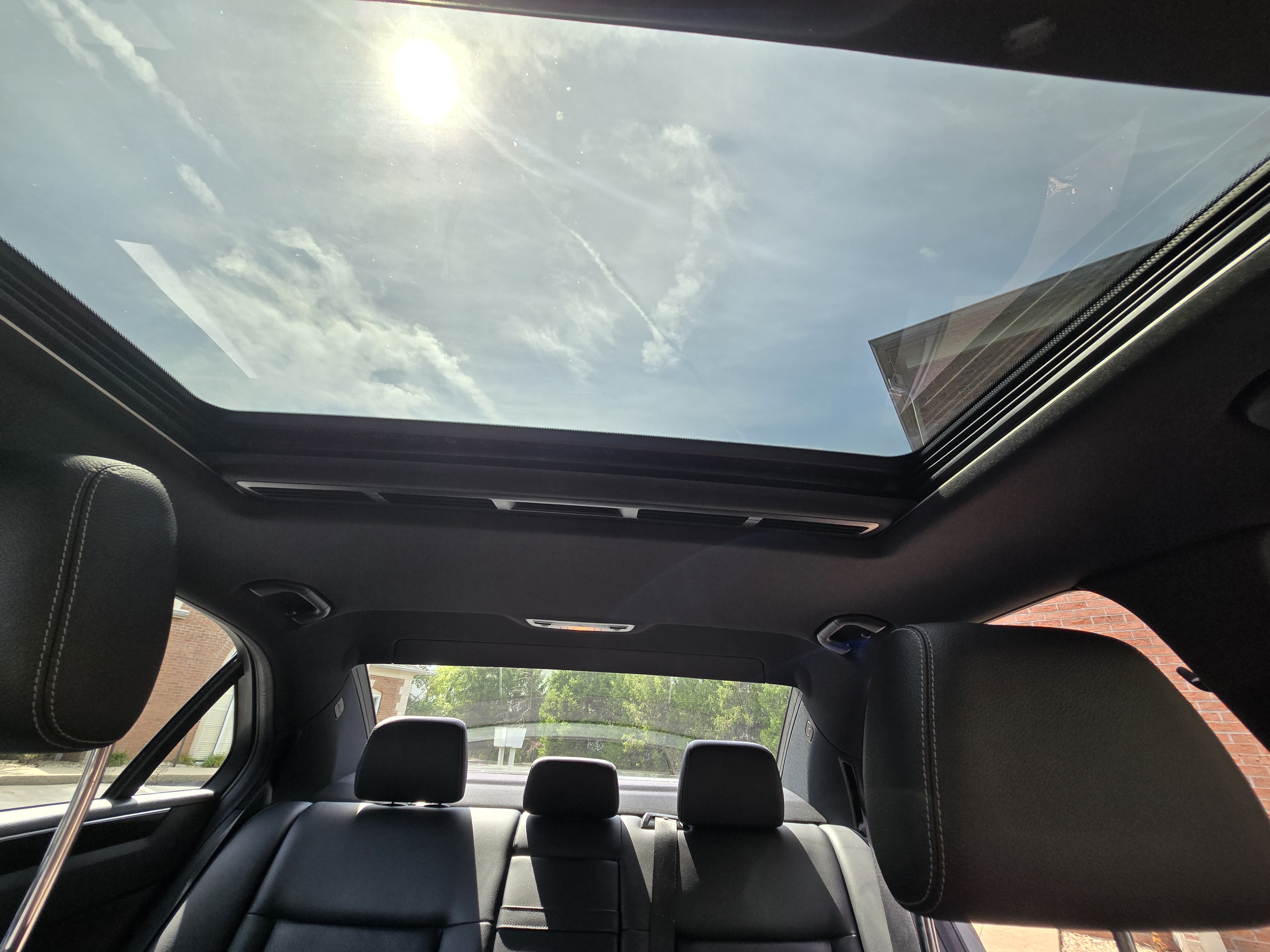 Used 2014 Mercedes-Benz E 350 4MATIC Sedan image 14