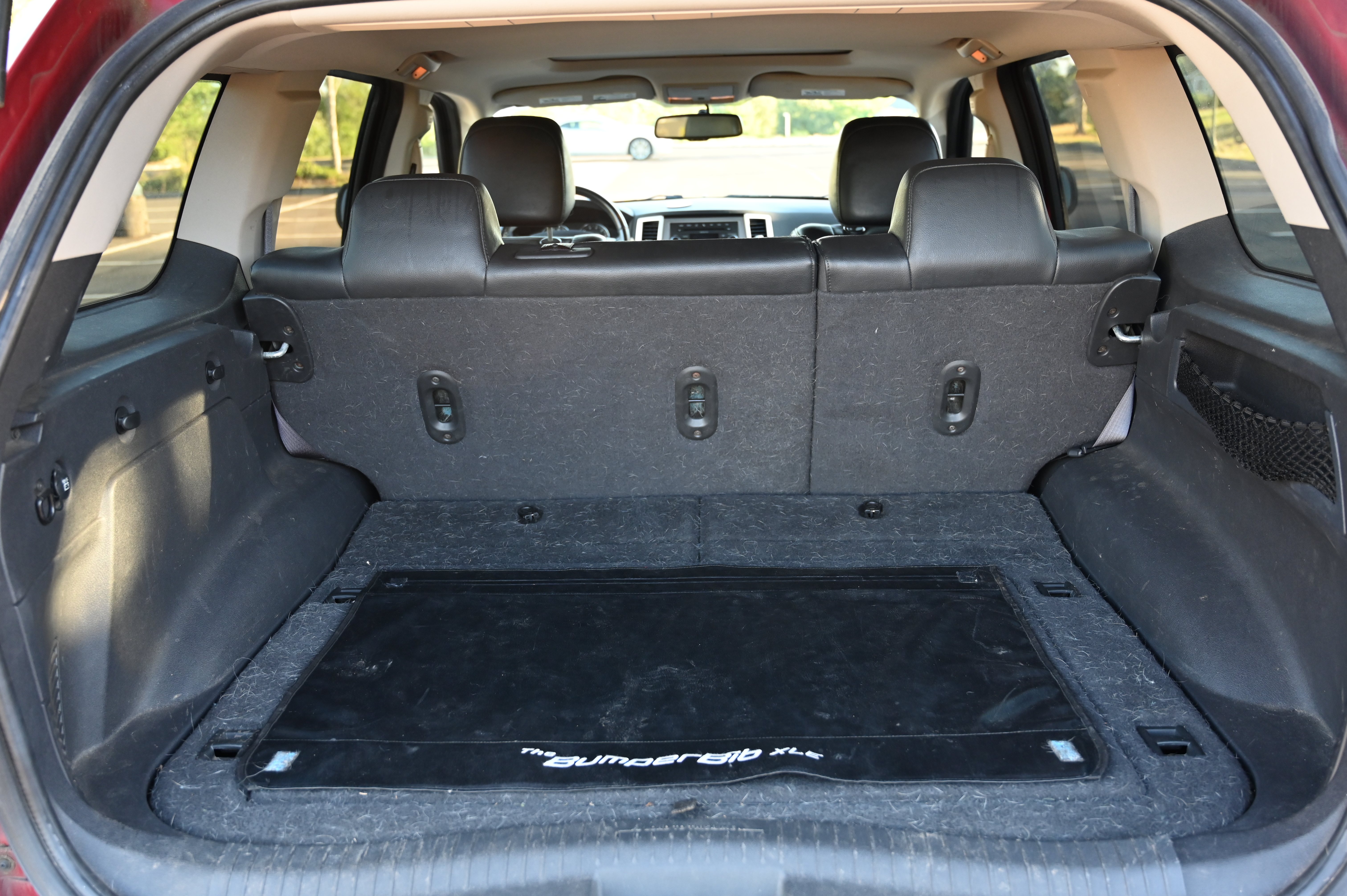 Used 2010 Jeep Grand Cherokee Laredo AWD/4WD image 16