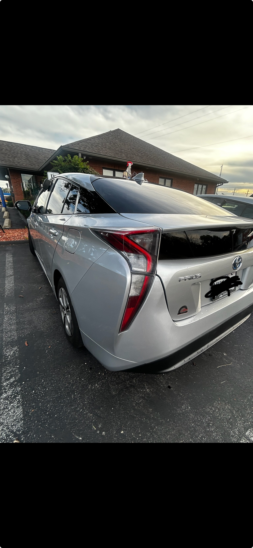 Used 2018 Toyota Prius Two FWD image 8