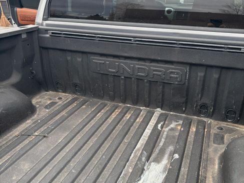 Used 2015 Toyota Tundra 1794 Edition image 9