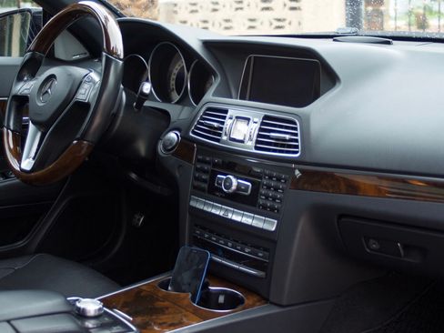 Used 2014 Mercedes-Benz E 550 Coupe image 27