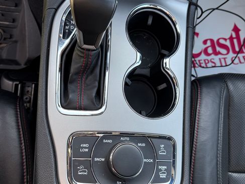 Used 2021 Jeep Grand Cherokee Trailhawk w/ Trailhawk Luxury Group image 11