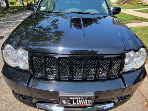 Used 2006 Jeep Grand Cherokee SRT8 w/ SRT Option Group I image 4