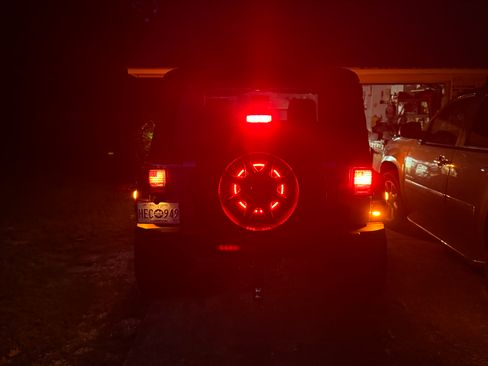 Used 2013 Jeep Wrangler Sport w/ Connectivity Group image 5